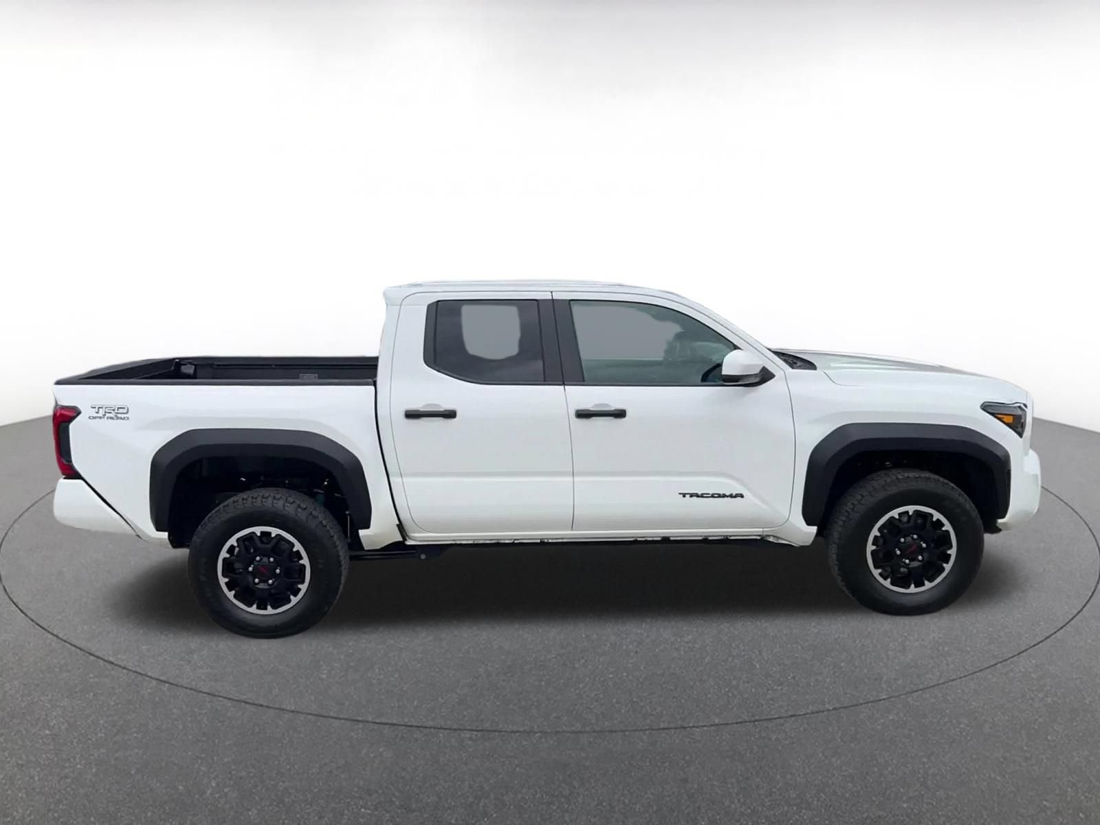 Used 2025 Toyota Tacoma TRD Off-Road AWD/4WD image 16