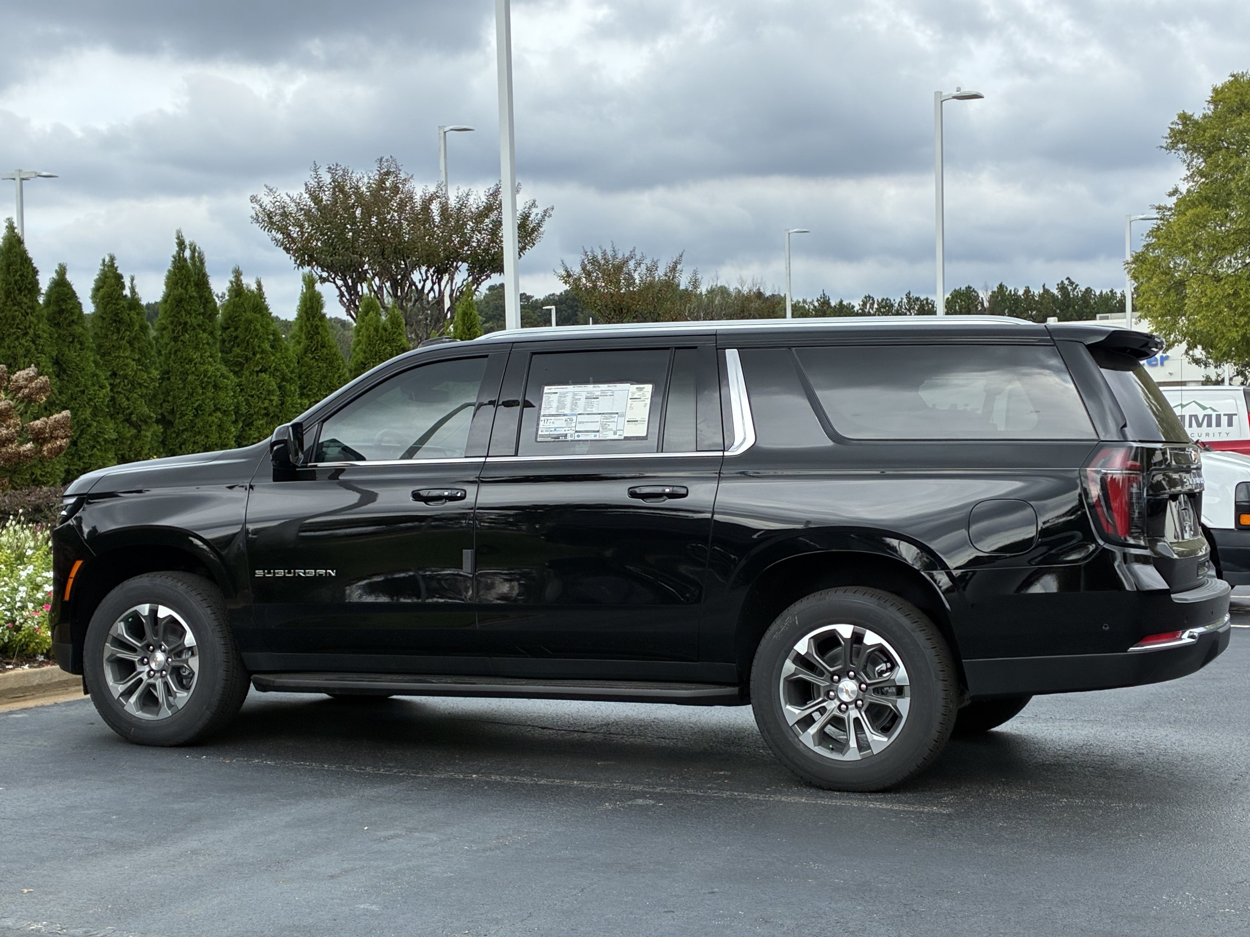New 2027 Chevrolet Suburban LS w/ Max Trailering Package RWD image 8