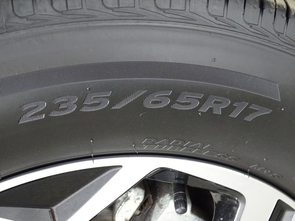 Used 2024 Kia Sportage LX image 40