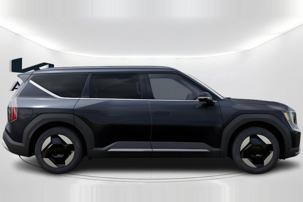 New 2026 Kia EV9 Wind AWD/4WD image 8