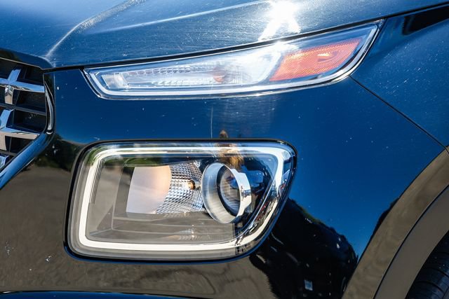 Certified 2024 Hyundai Venue SEL FWD image 8