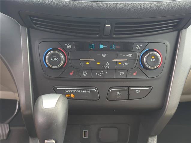 Used 2017 Ford Escape SE w/ SE Leather Comfort Package FWD image 20