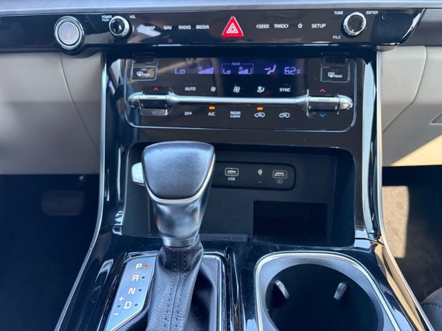 Certified 2024 Kia Carnival EX FWD image 37
