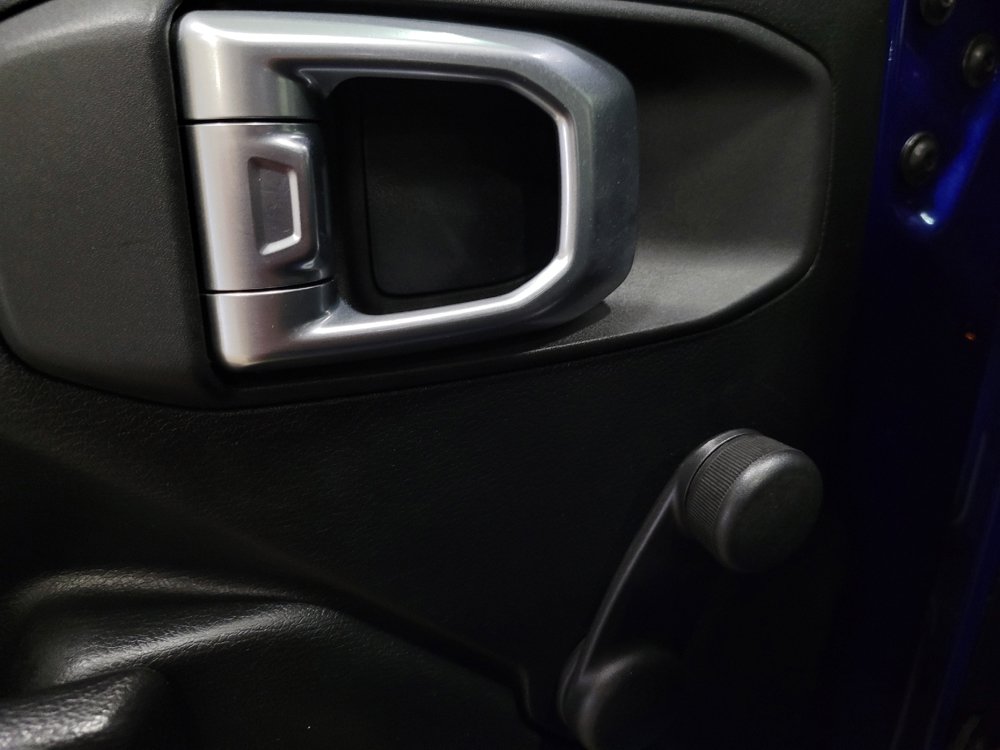 Used 2018 Jeep Wrangler Sport AWD/4WD image 27