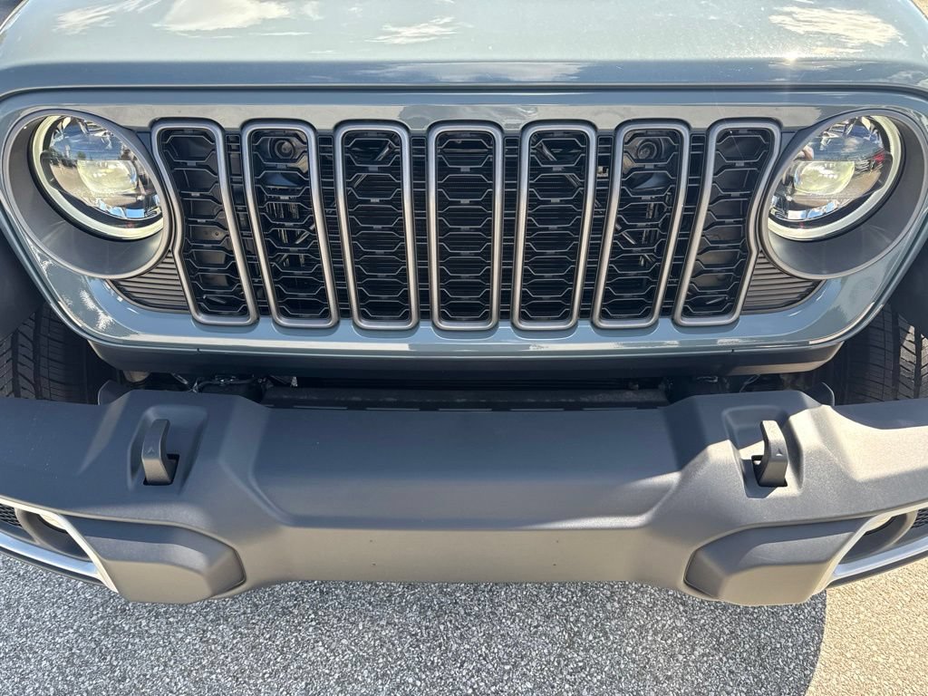 New 2026 Jeep Gladiator Sport AWD/4WD image 23