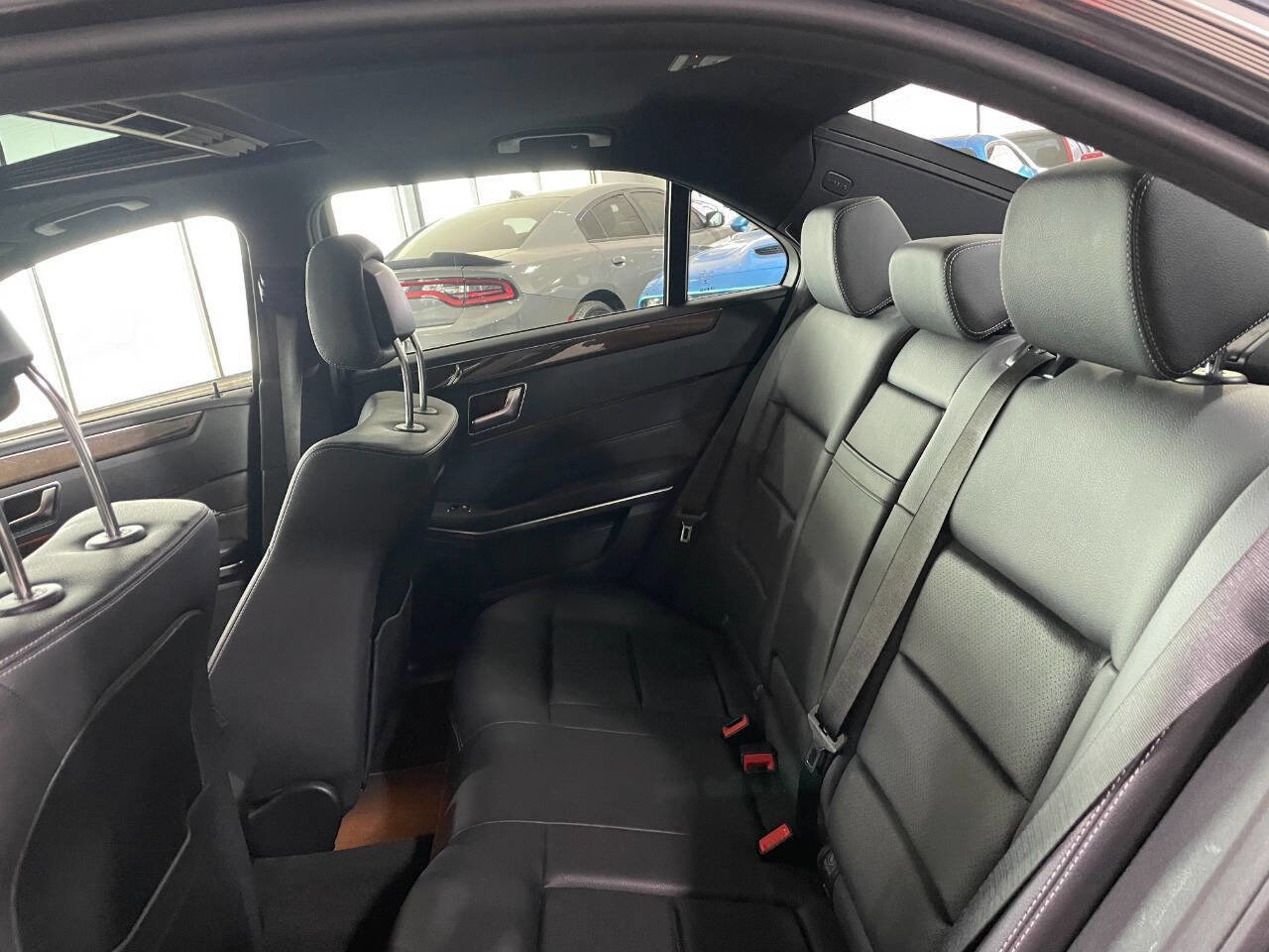 Used 2016 Mercedes-Benz E 350 4MATIC Sedan image 18