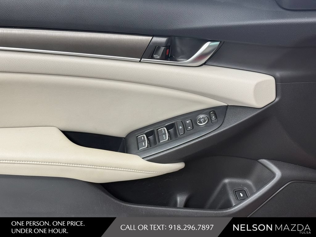 Used 2018 Honda Accord LX image 17