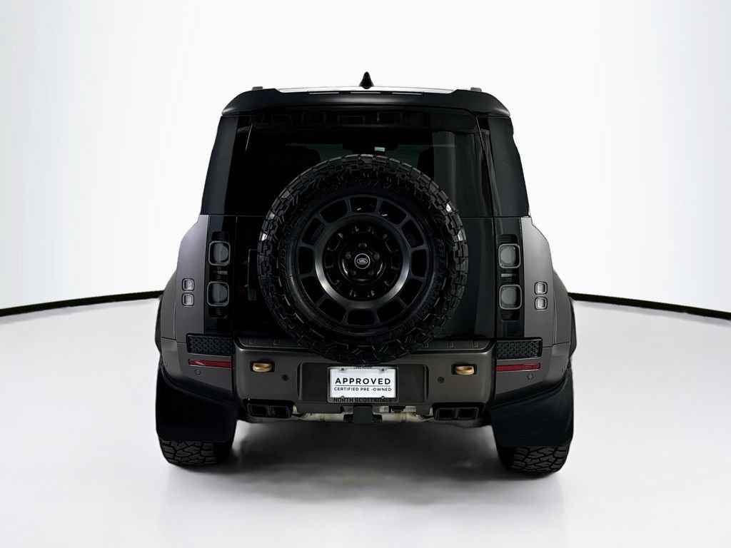 Used 2025 Land Rover Defender 110 AWD/4WD image 6