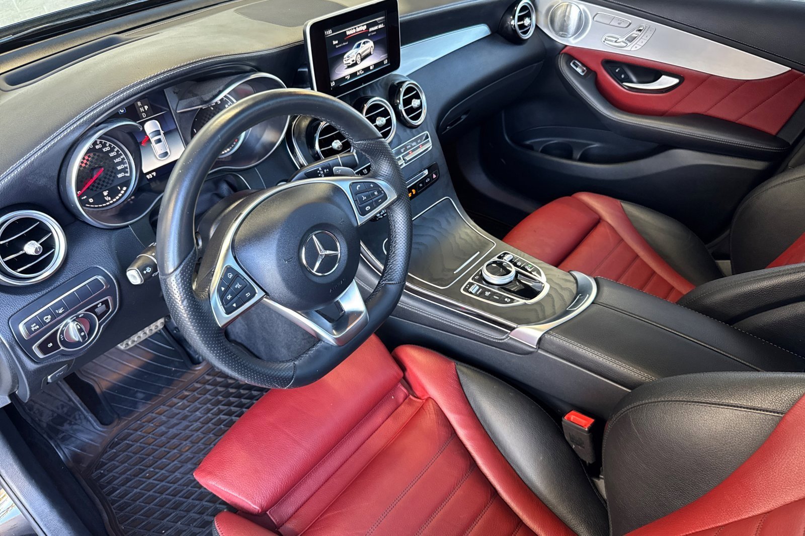 Used 2019 Mercedes-Benz GLC 43 AMG 4MATIC Coupe image 9