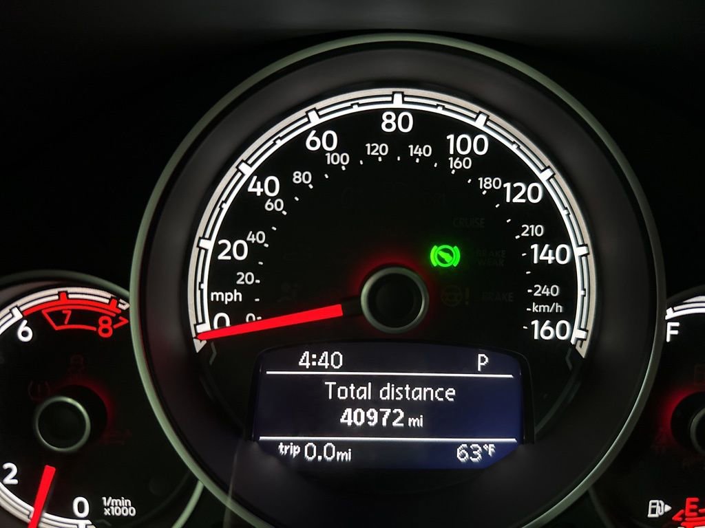 Used 2018 Volkswagen Beetle 2.0T Coast w/ Coast Lighting Package FWD image 26