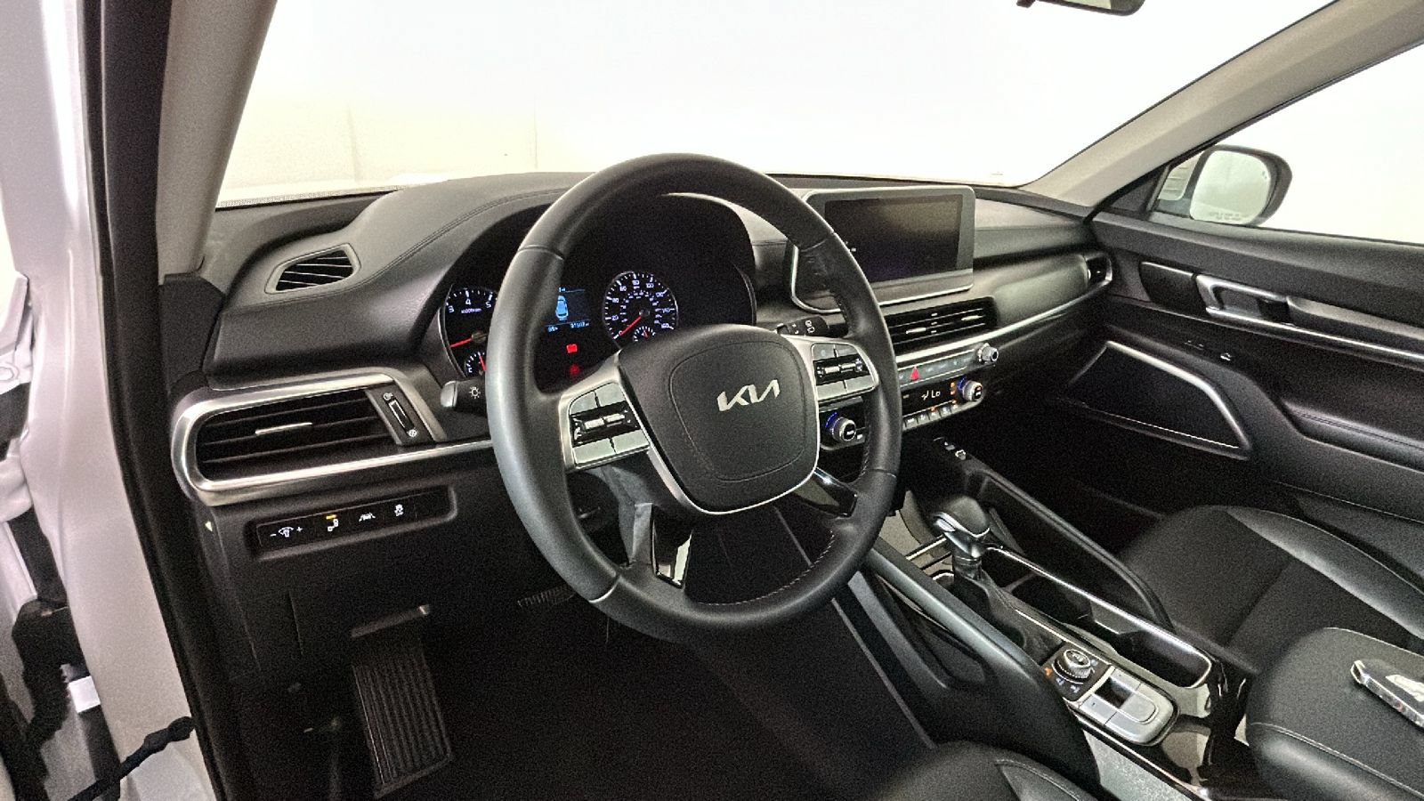 Used 2022 Kia Telluride S AWD/4WD image 17