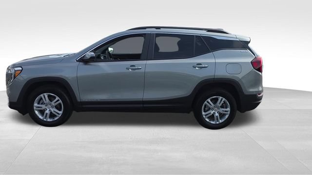 Certified 2024 GMC Terrain SLE w/ Driver Convenience Package FWD image 9