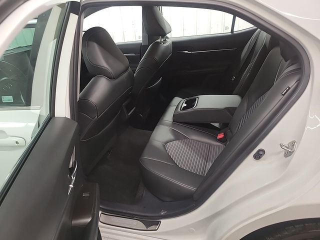 Used 2024 Toyota Camry SE FWD image 12