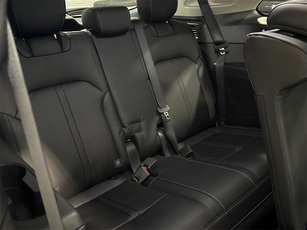 Certified 2024 MAZDA CX-90 Plug-In Hybrid w/ Preferred image 15