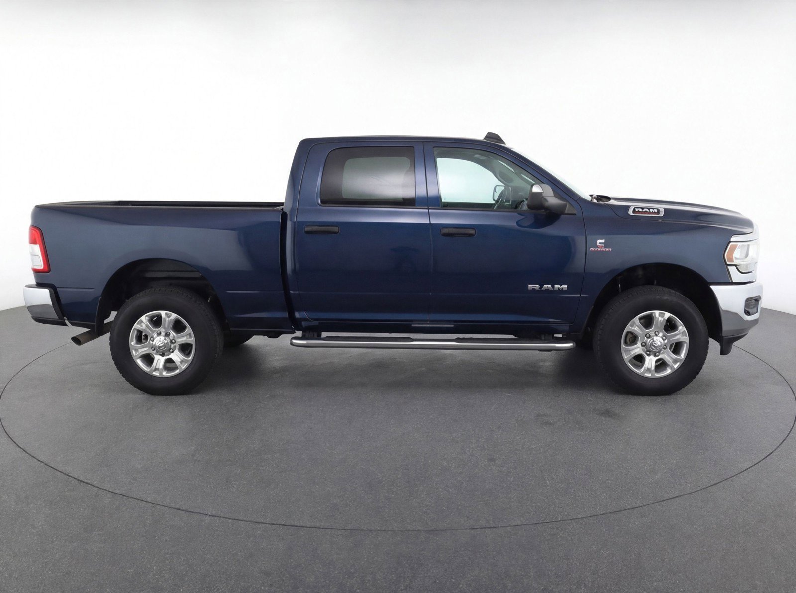 Used 2025 RAM 2500 Big Horn AWD/4WD image 9
