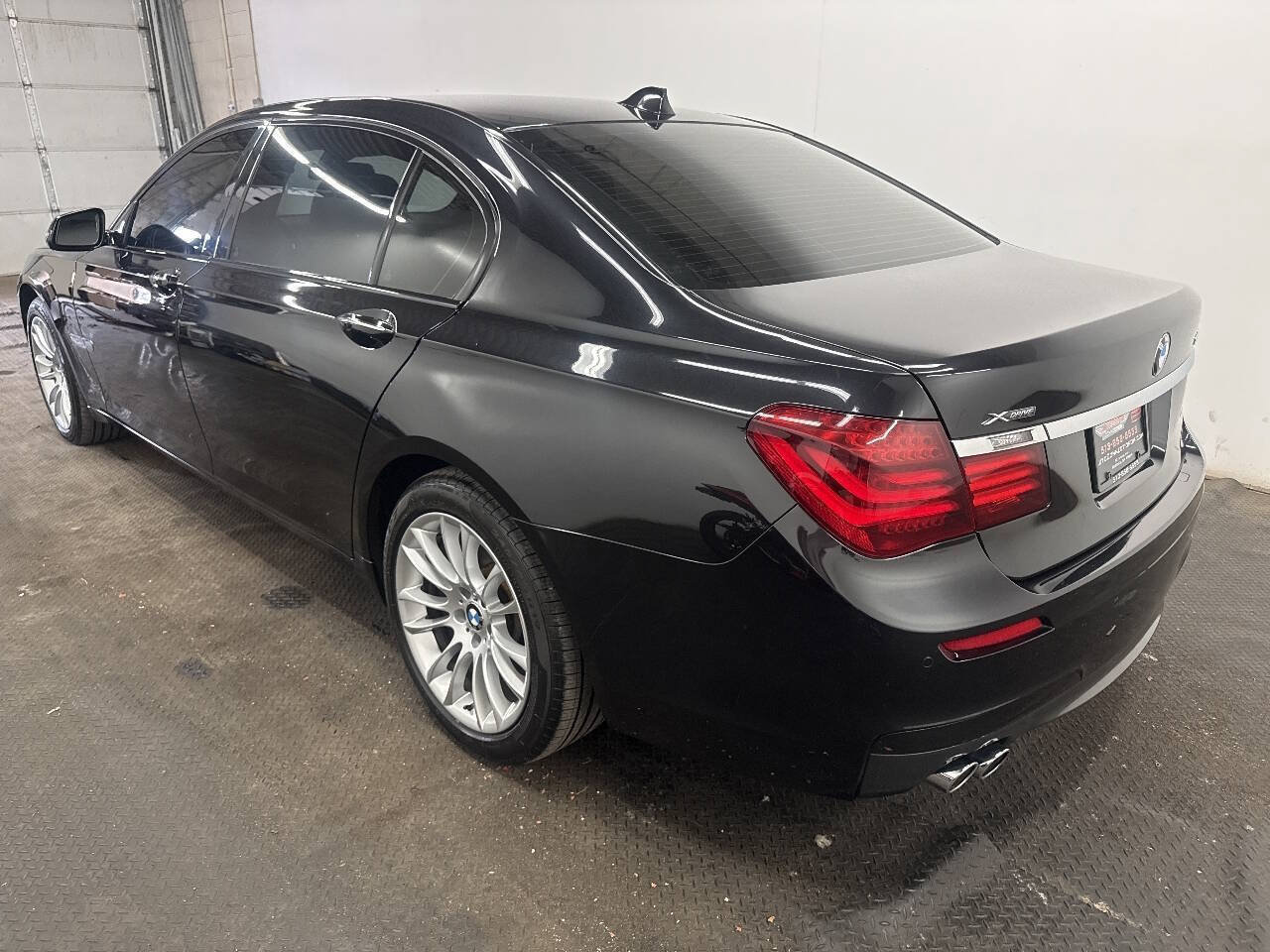 Used 2015 BMW 740Ld xDrive AWD/4WD image 4