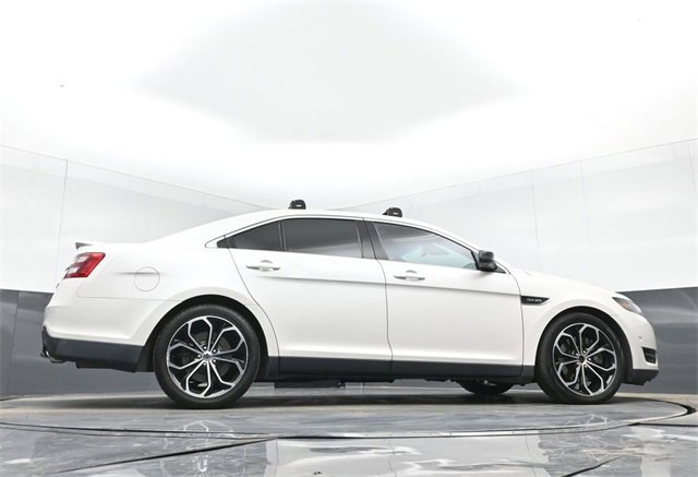 Used 2013 Ford Taurus SHO image 41