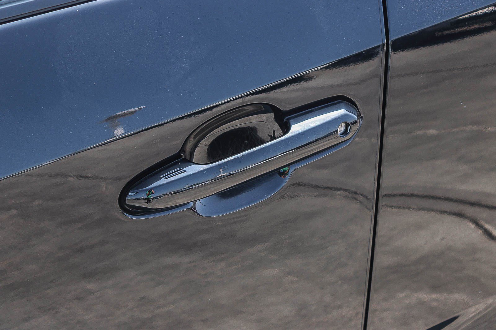 Certified 2019 Toyota RAV4 XLE w/ Convenience Package image 9