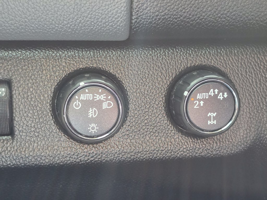 Used 2019 Chevrolet Colorado Z71 AWD/4WD image 15