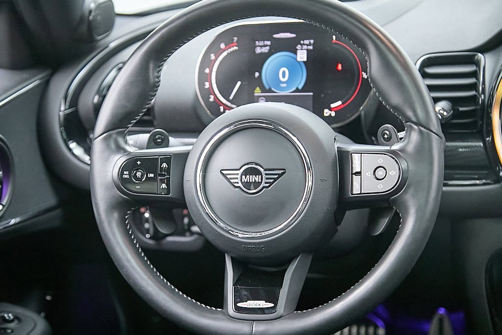 Used 2022 MINI Cooper Clubman John Cooper Works image 32
