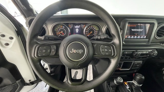 Used 2022 Jeep Wrangler Sport image 35