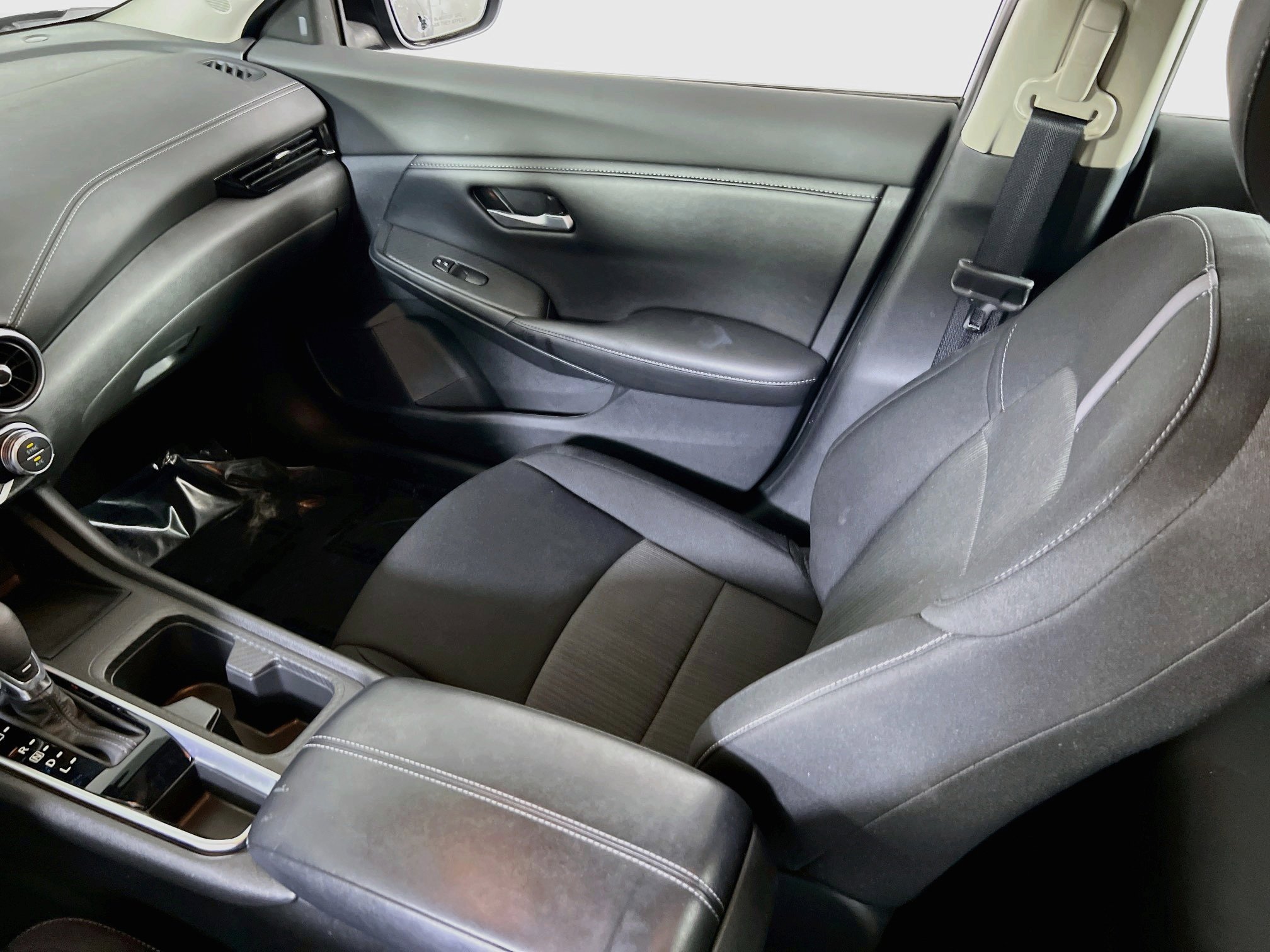 Used 2022 Nissan Sentra SV w/ All-Weather Package FWD image 22