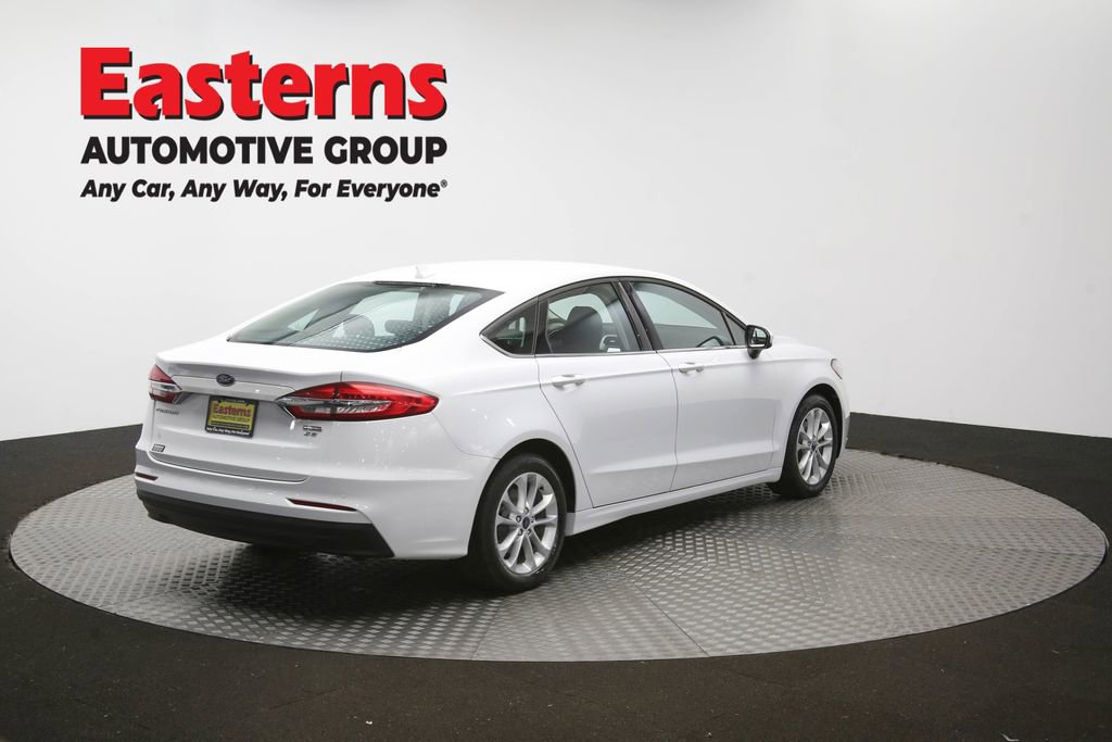 Used 2020 Ford Fusion SE FWD image 39
