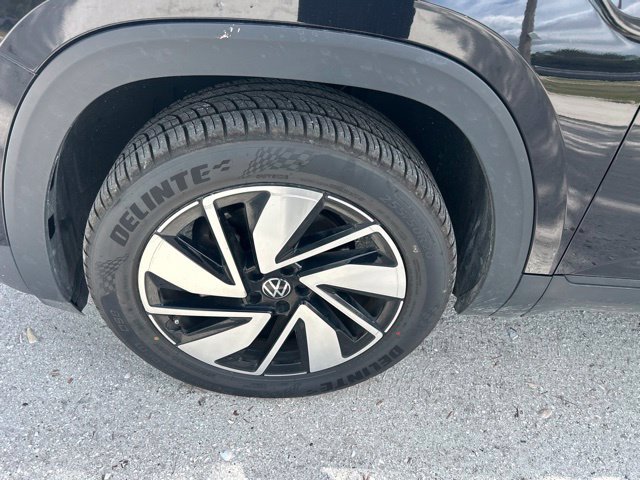 Used 2025 Volkswagen Atlas SE AWD/4WD image 21