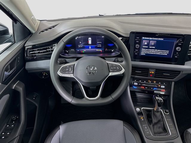 New 2026 Volkswagen Jetta SE FWD image 22
