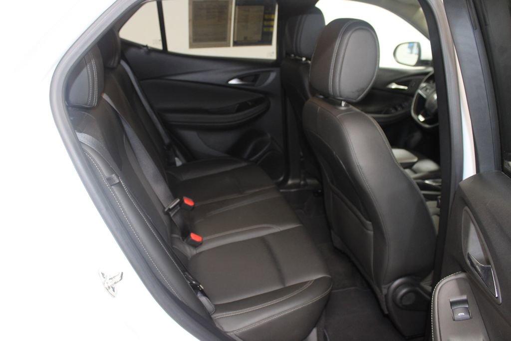 Used 2024 Buick Encore GX Sport Touring image 27