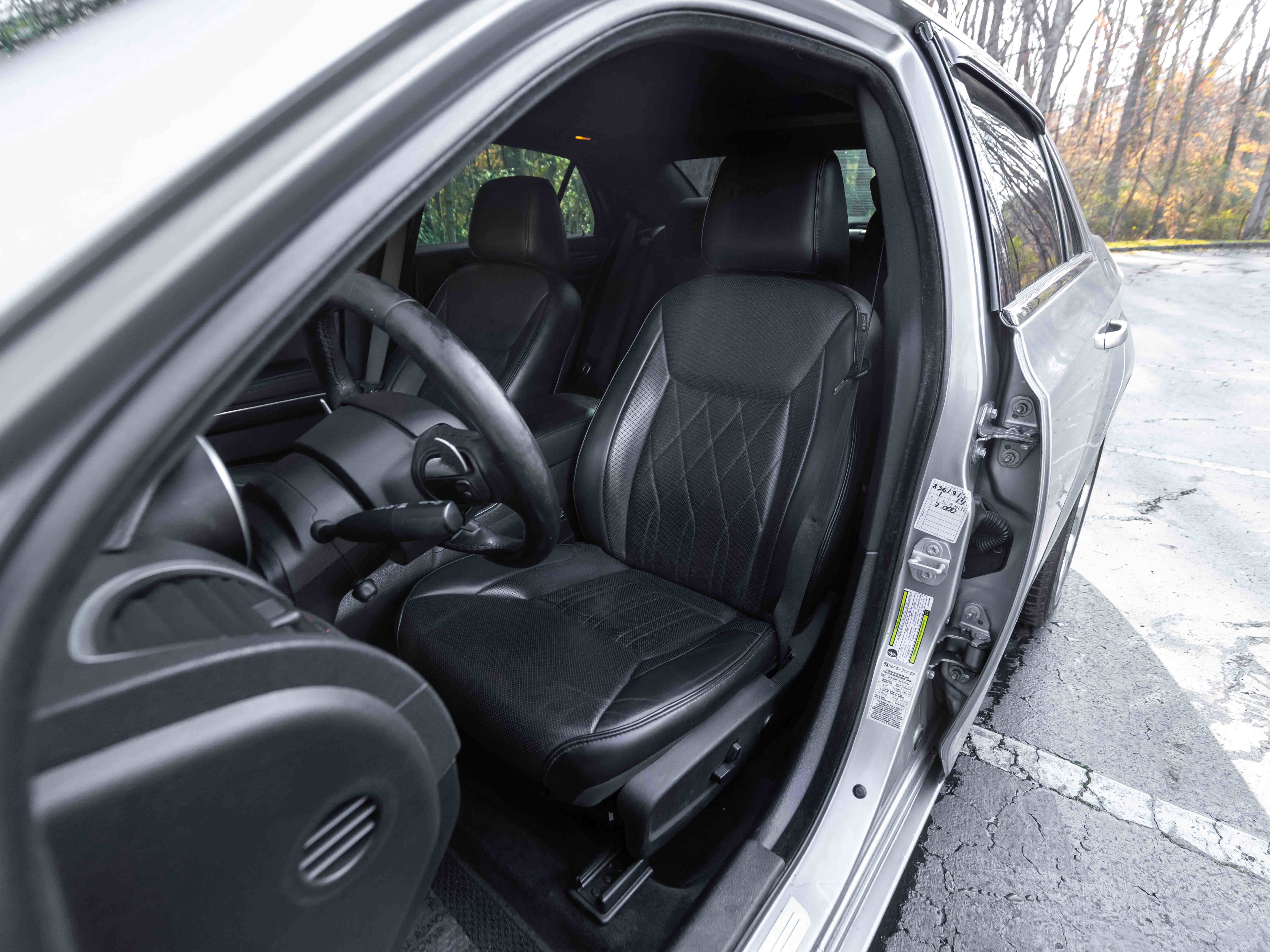 Used 2018 Chrysler 300 C w/ Sun, Sound & Nav Package image 13