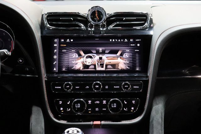 Used 2021 Bentley Bentayga Speed AWD/4WD image 43