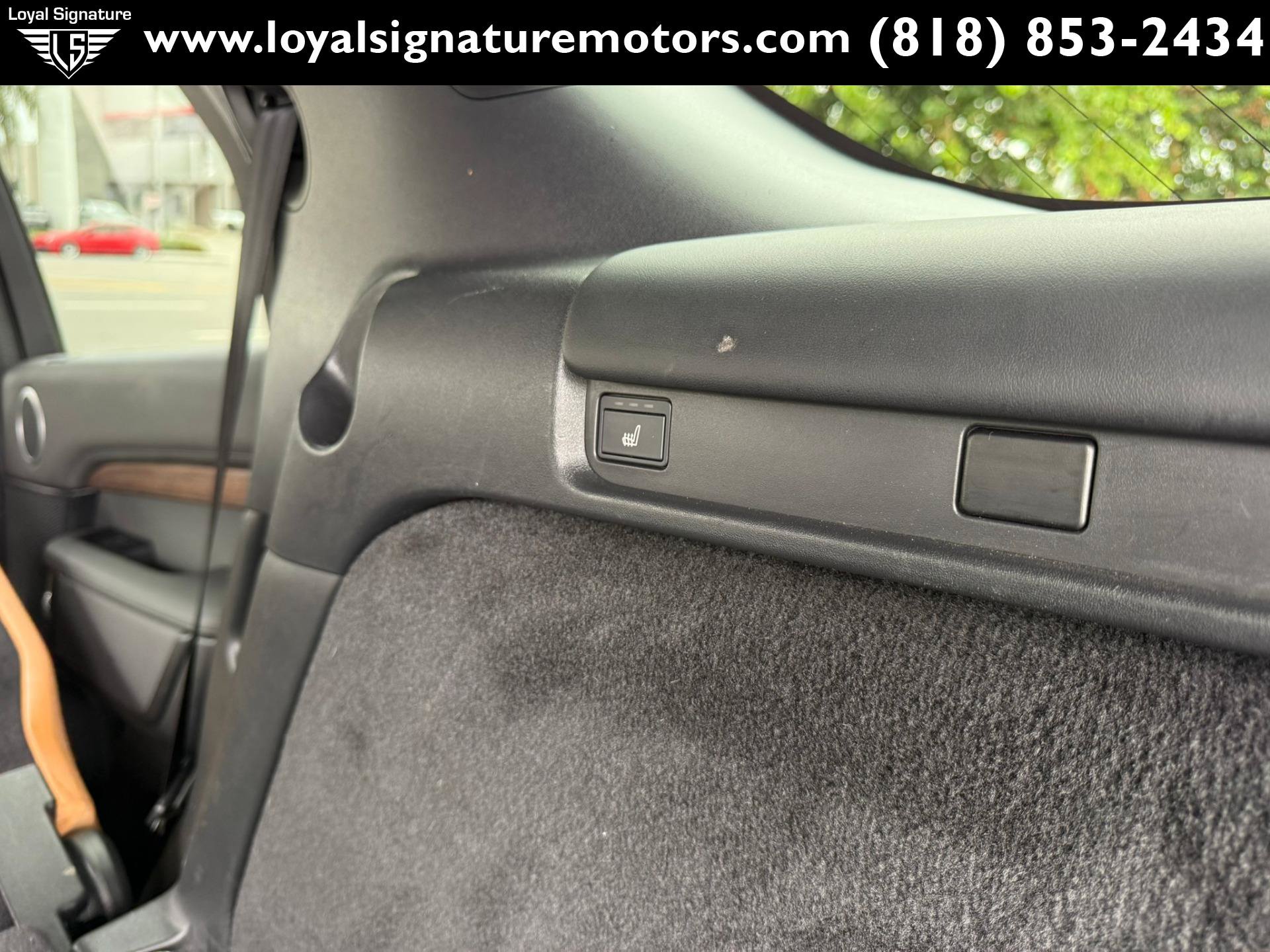 Used 2019 Land Rover Discovery HSE AWD/4WD image 14
