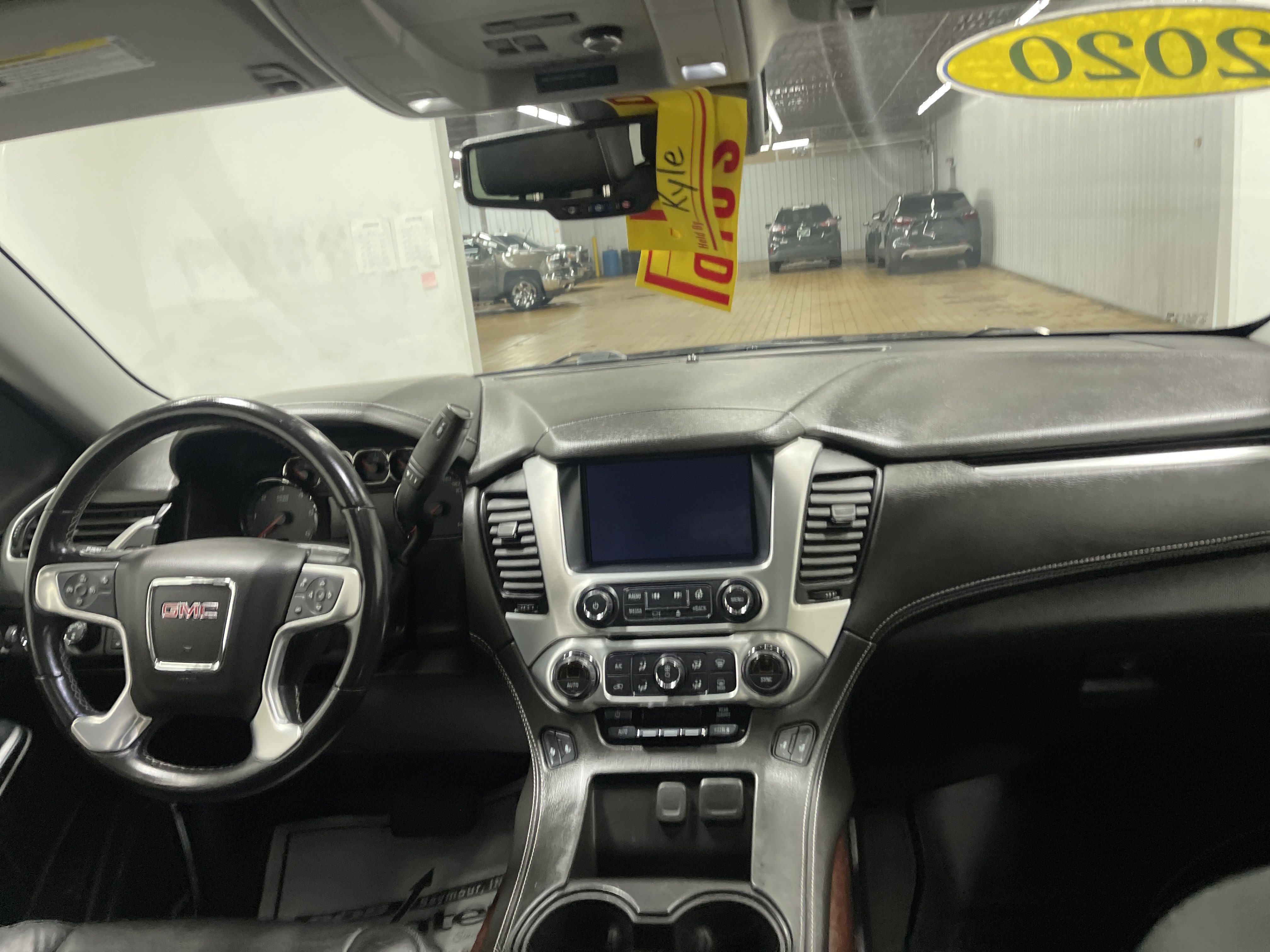 Used 2020 GMC Yukon XL SLT AWD/4WD image 23