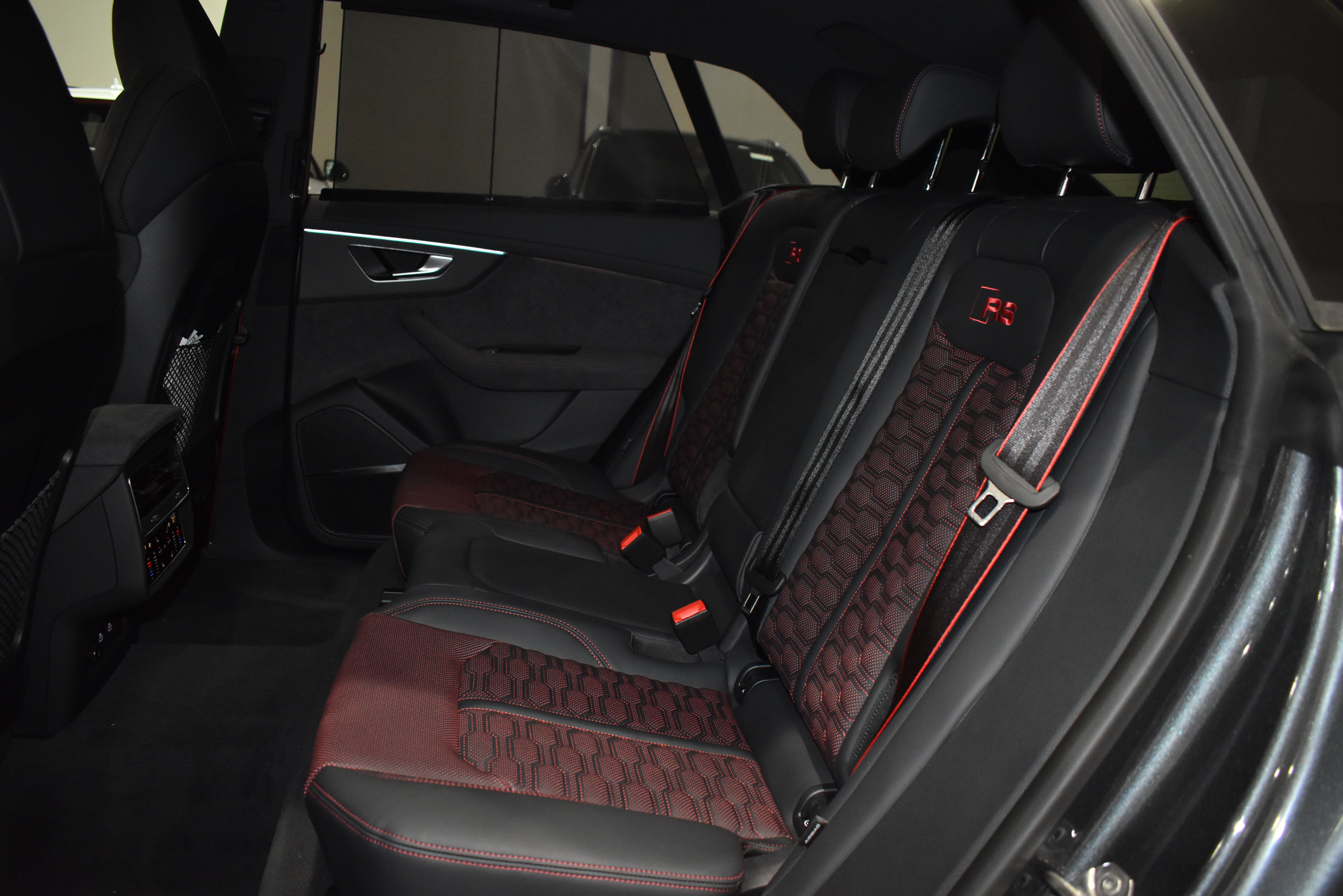 New 2026 Audi RS Q8 performance image 35