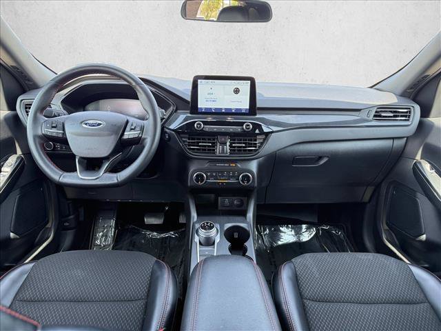 Used 2025 Ford Escape ST-Line FWD image 14
