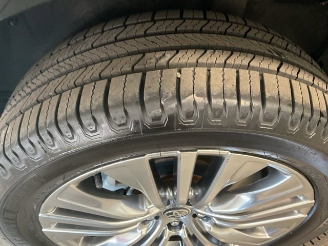 Used 2023 Toyota Venza Limited AWD/4WD image 8