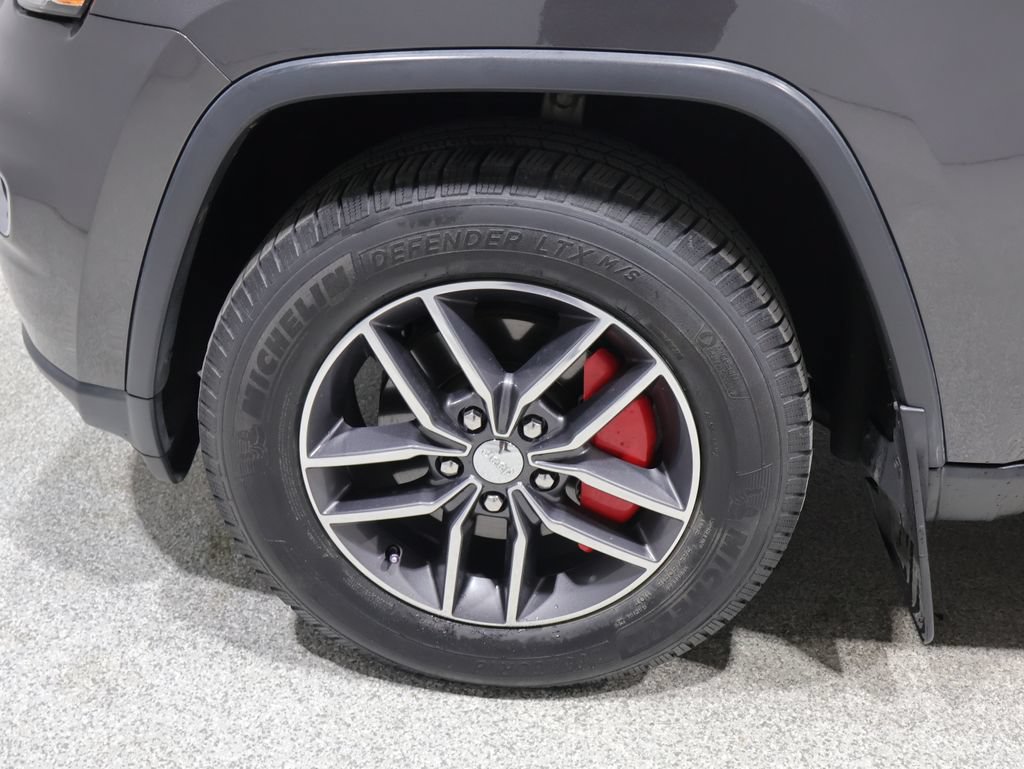 Used 2017 Jeep Grand Cherokee Limited AWD/4WD image 8