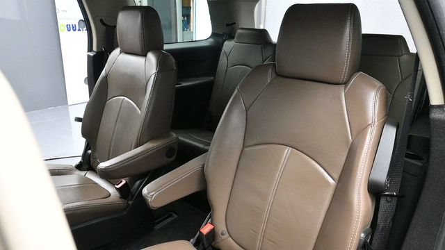Used 2016 GMC Acadia SLT w/ Open Road Package AWD/4WD image 25