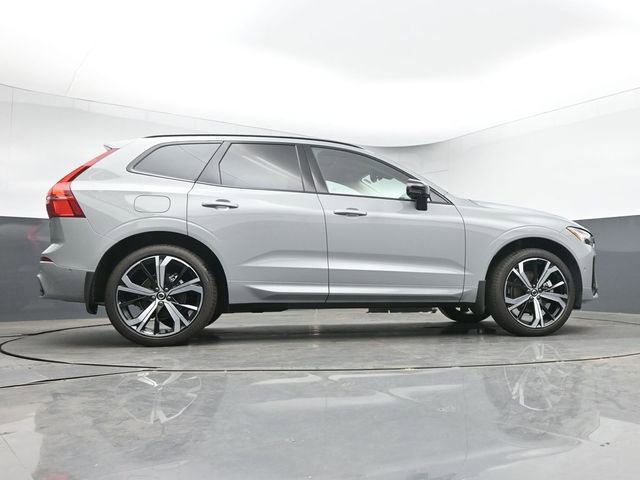 Used 2025 Volvo XC60 B5 Ultra w/ Protection Package Premier AWD/4WD image 17