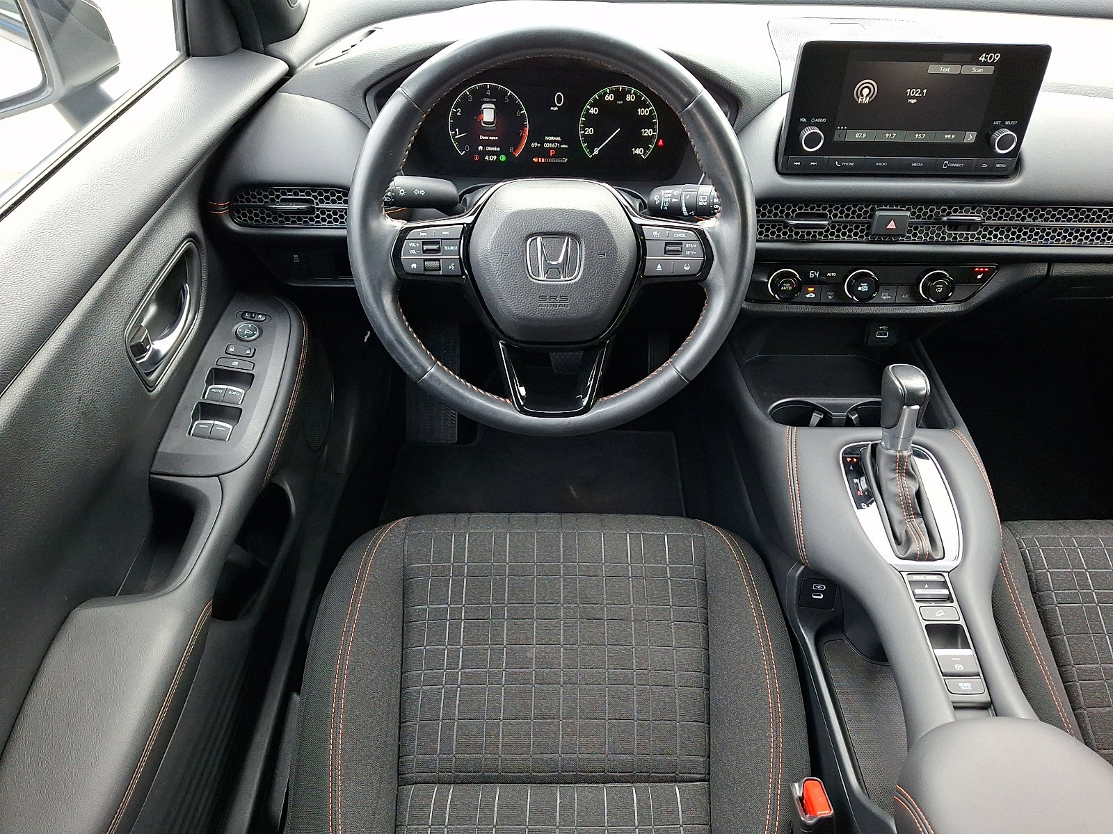 Used 2024 Honda HR-V Sport image 11