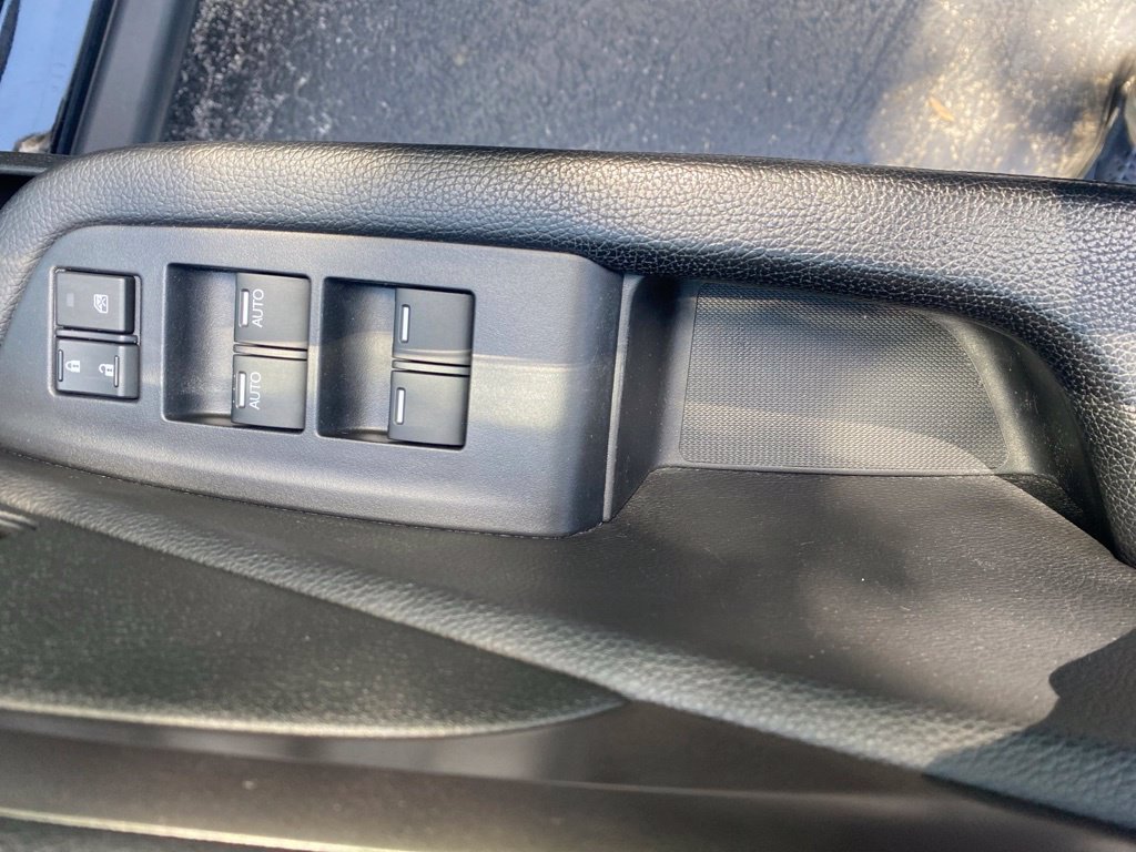 Used 2017 Honda Pilot EX-L image 12