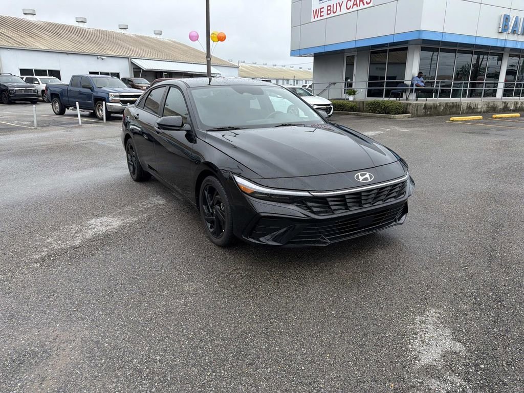 Used 2026 Hyundai Elantra Sport FWD video 1