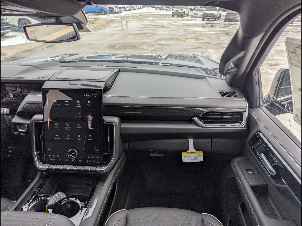 New 2026 GMC Yukon Elevation AWD/4WD image 4