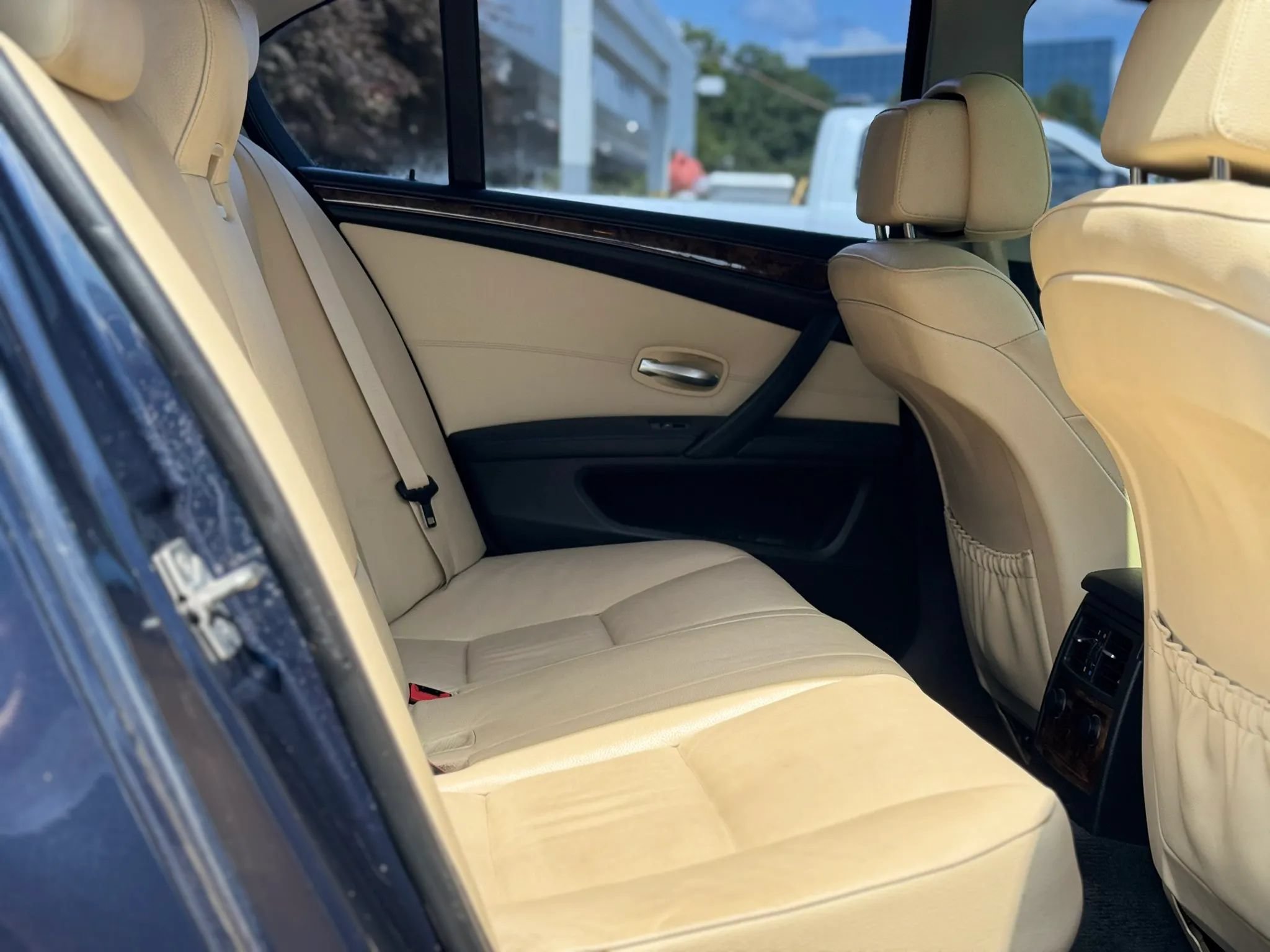 Used 2010 BMW 528i xDrive Sedan AWD/4WD image 34