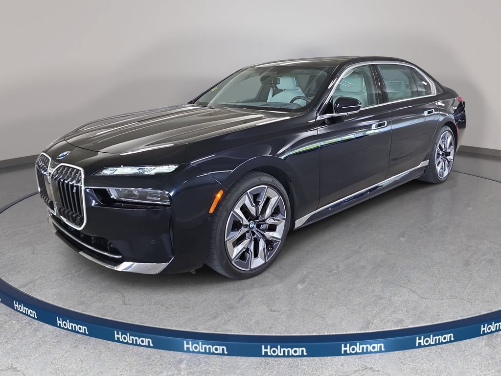 Used 2023 BMW i7 xDrive60 AWD/4WD image 1