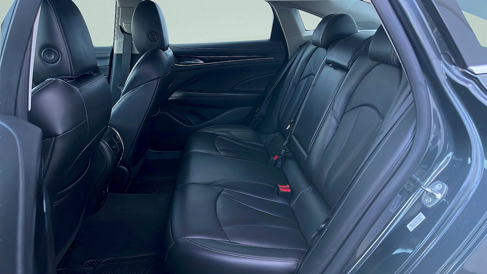 Used 2017 Buick LaCrosse Essence w/ Sun and Shade Package FWD image 23