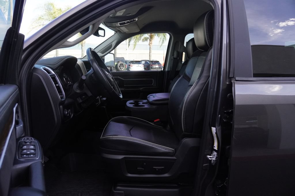 Used 2023 RAM 3500 Laramie AWD/4WD image 30