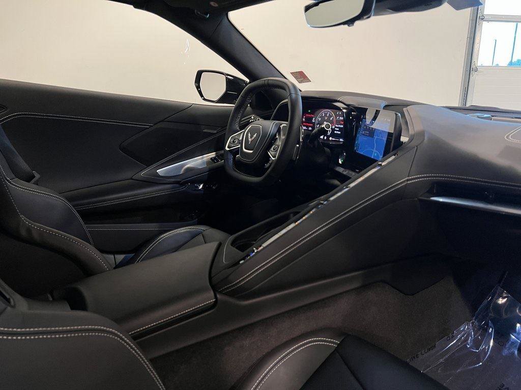 Used 2025 Chevrolet Corvette Stingray Coupe w/ 1LT image 41