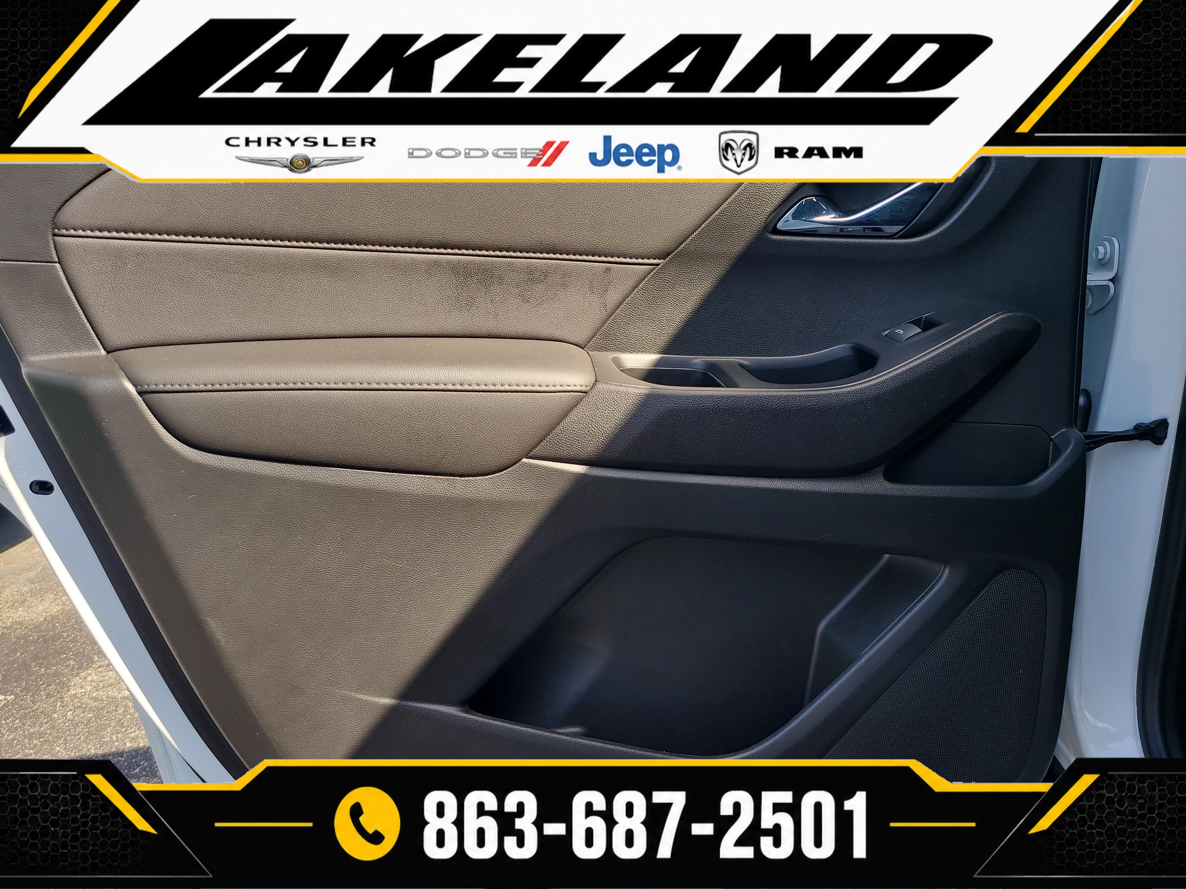Used 2023 Chevrolet Traverse LT AWD/4WD image 10
